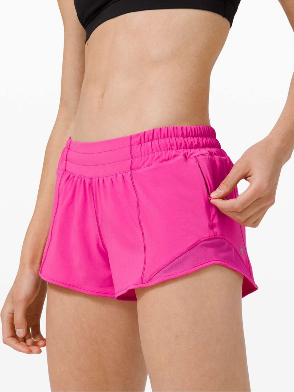 Lululemon Hotty Hot Low-Rise Short 2.5" Sonic Pink